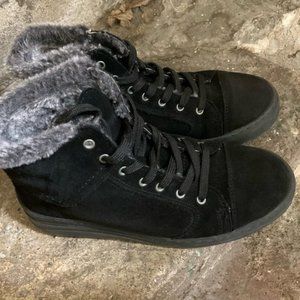 Artica Black Suede Winter Shoes with Furry Lining US6.5 EUR37